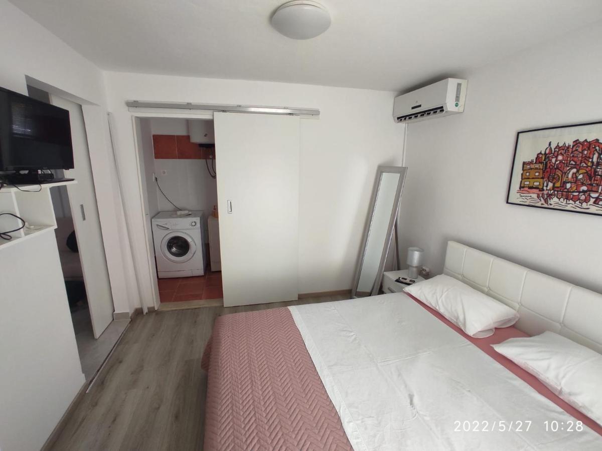 Apartments Mia 比比涅 外观 照片