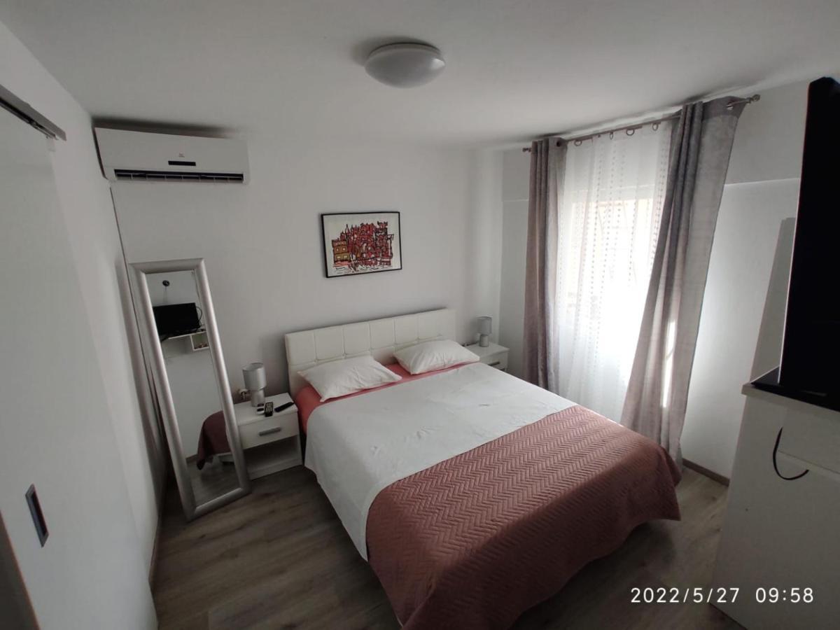 Apartments Mia 比比涅 外观 照片