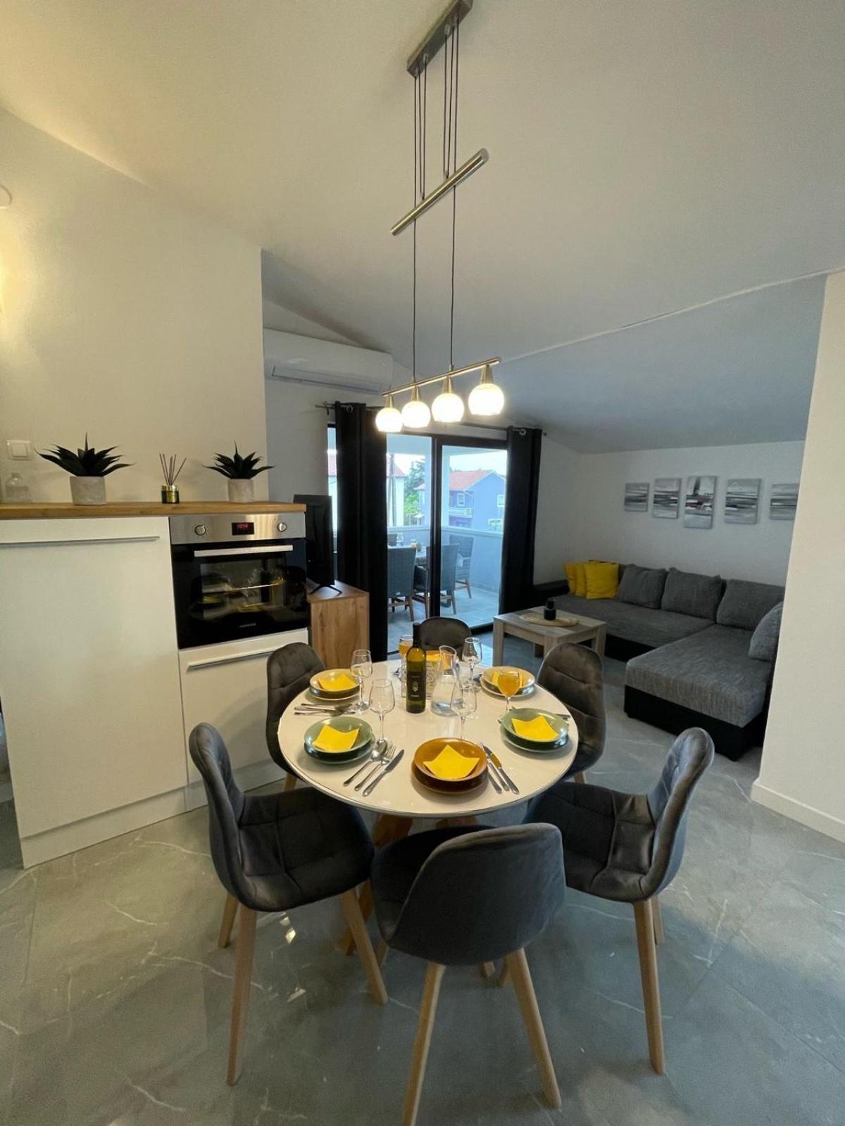 Apartments Mia 比比涅 外观 照片
